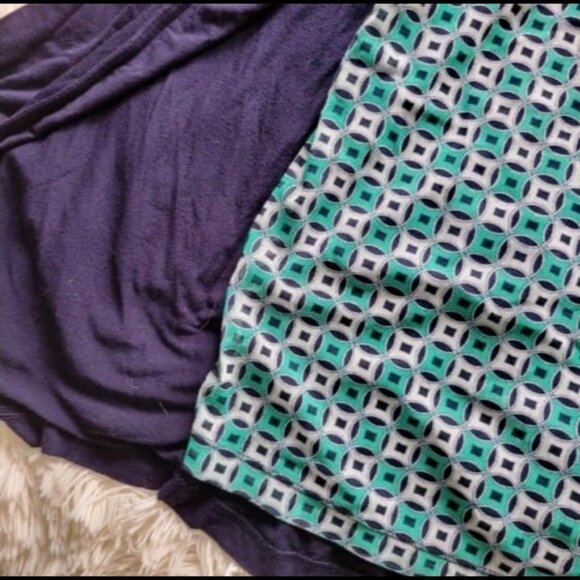 Croft & Barrow Navy Blue Sweater with Green Design Attached Blouse Women's Med - Picture 3 of 7